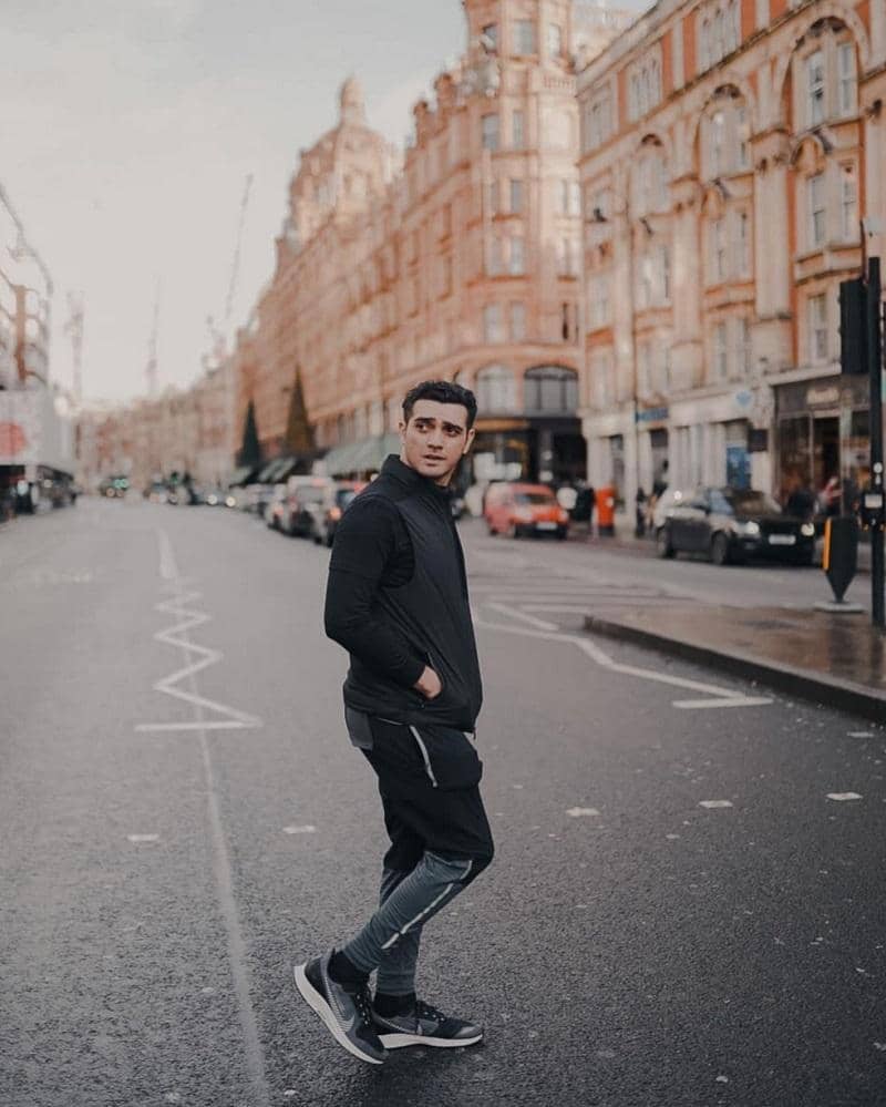 instagram.com/aialbar