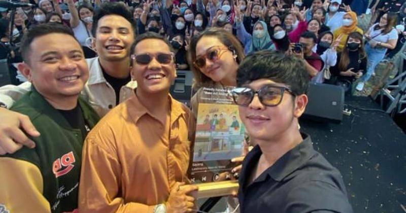 Instagram.com/ariefmuhammad