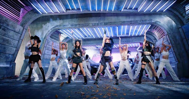 YouTube.com/BLACKPINK