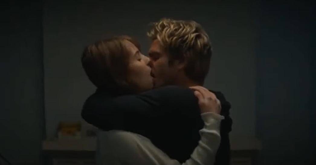 YouTube.com/Scarlet Girl