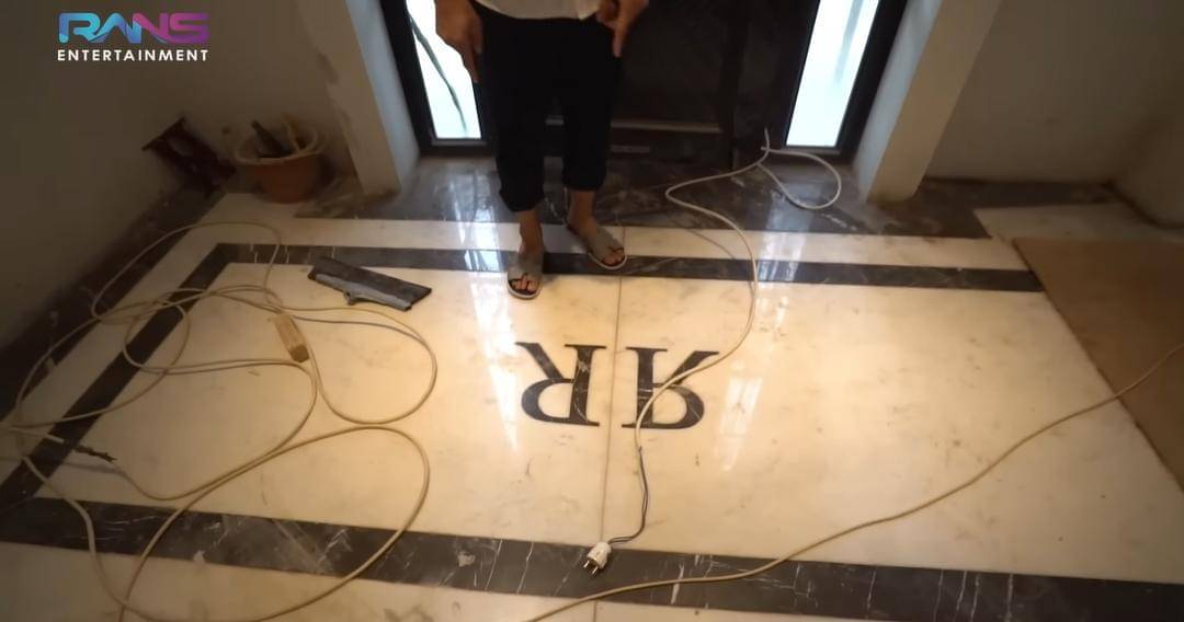 YouTube.com/Rans Entertainment