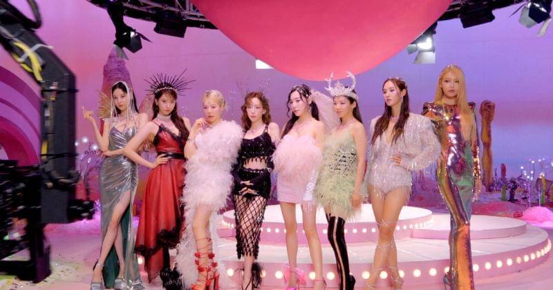 Twitter.com/GirlsGeneration