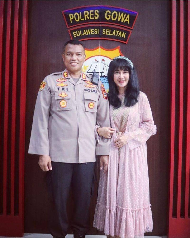 Instagram.com/uutpermatasari