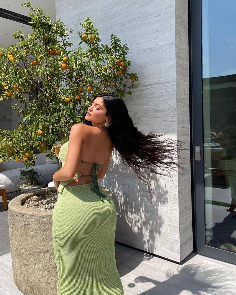 instagram.com/kyliejenner