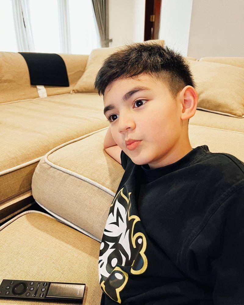 Instagram.com/carissa_puteri