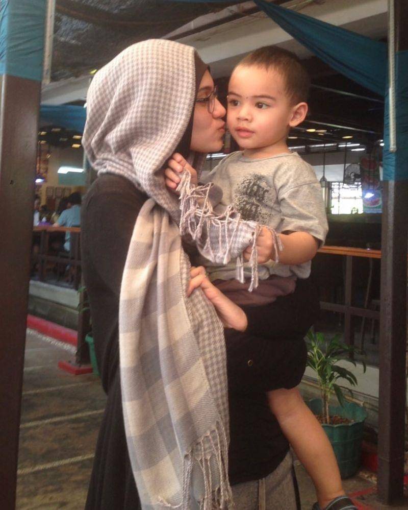 Instagram.com/zeezeeshahab