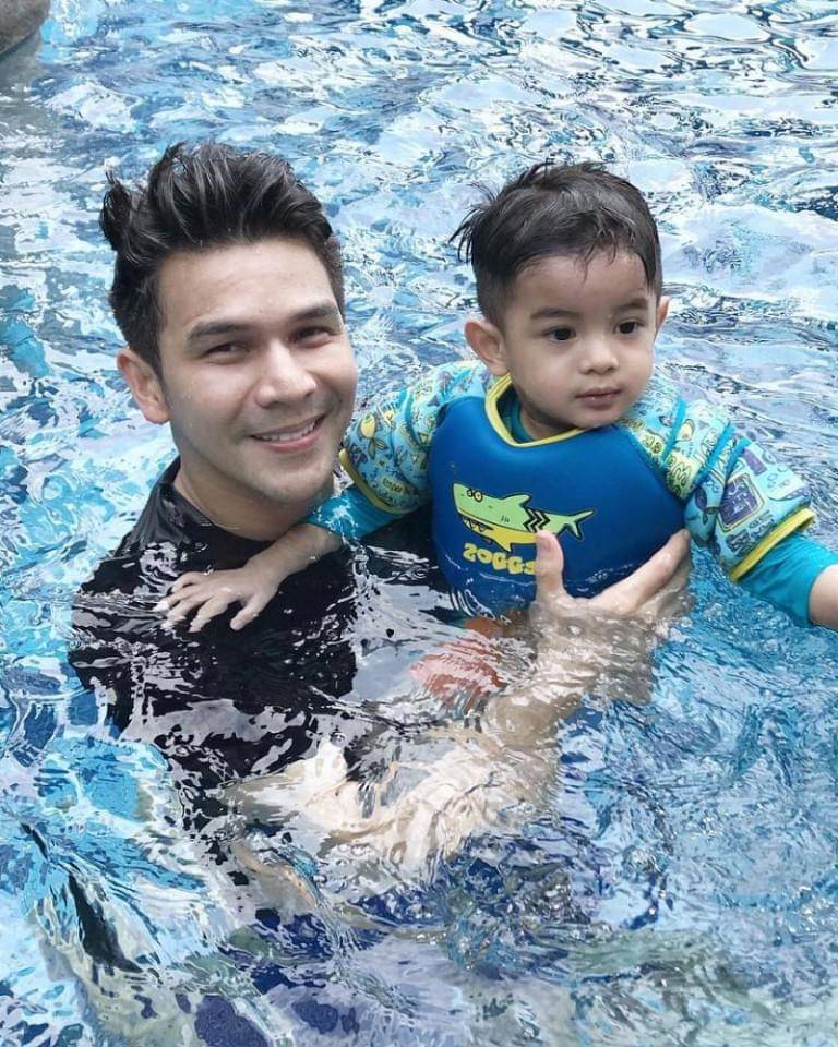 Instagram.com/zaynfrizzy