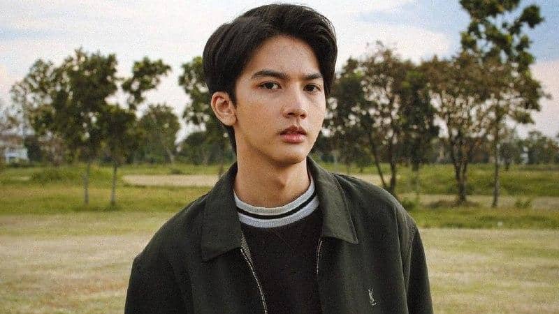 Biodata dan Profil Ari Irham, Pemuda Indonesia Penuh Talenta | Popmama.com