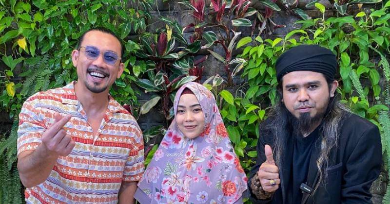 Instagram/umiyuni_gussamsudin