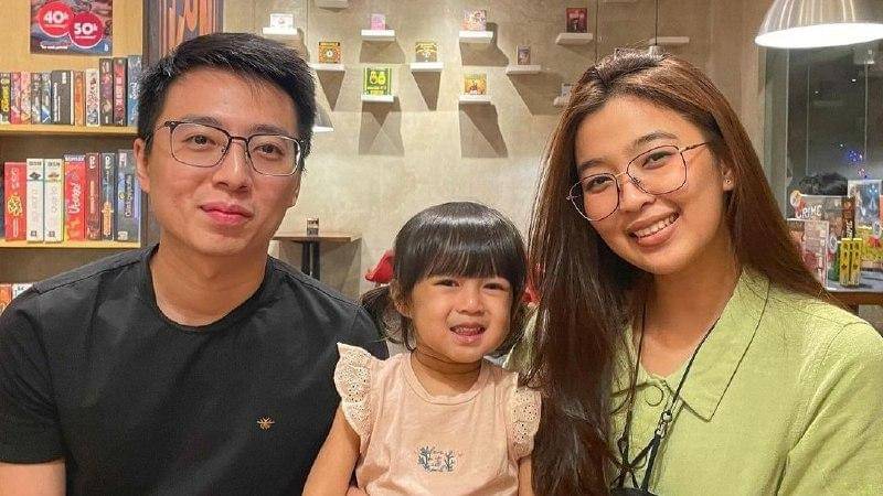 Instagram.com/elena.seeley.joesoef