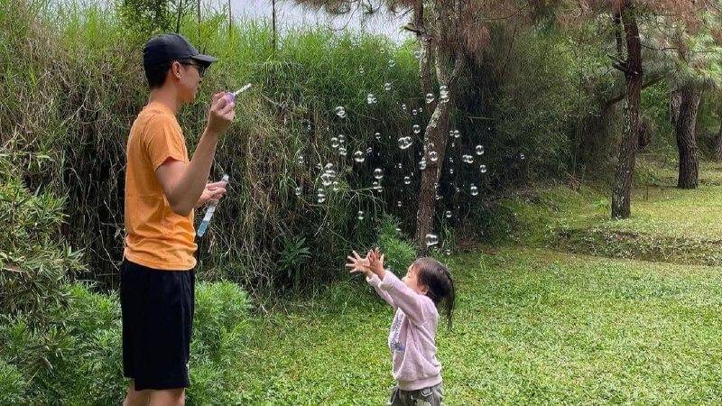 Instagram.com/elena.seeley.joesoef