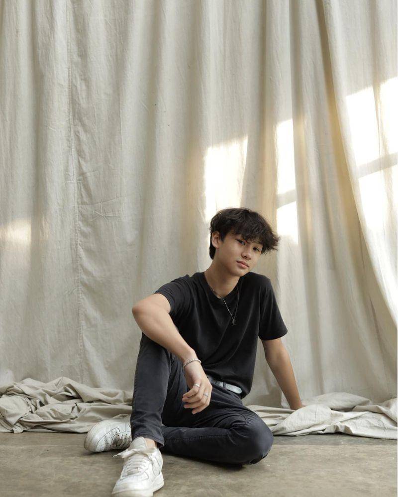 Instagram.com/royce.va