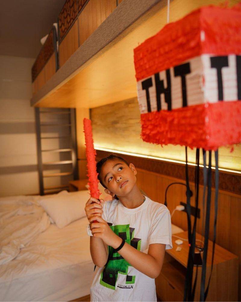 Instagram.com/mrssharena