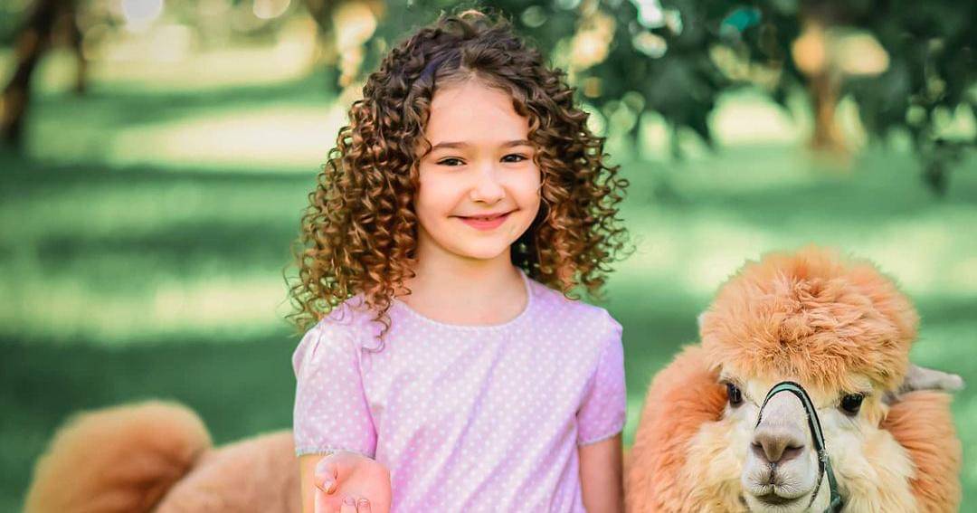 Instagram.com/belladevyatkina_official