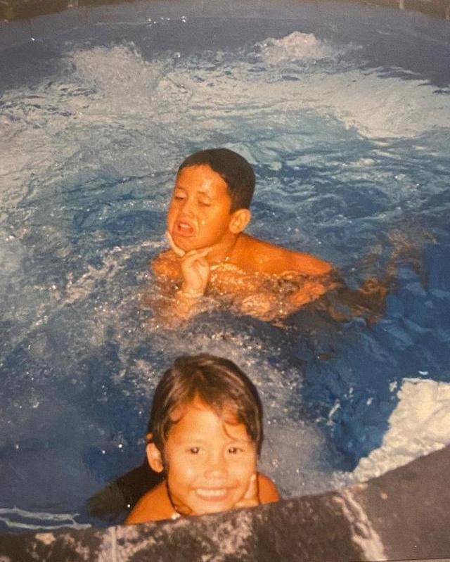 Instagram.com/pevpearce