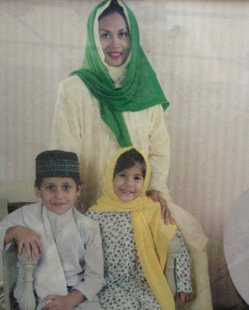 Instagram.com/pevpearce