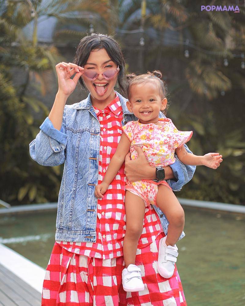 Sesi photoshoot dilakukan dengan mematuhi protokol kesehatan - Popmama.com/Michael Andrew