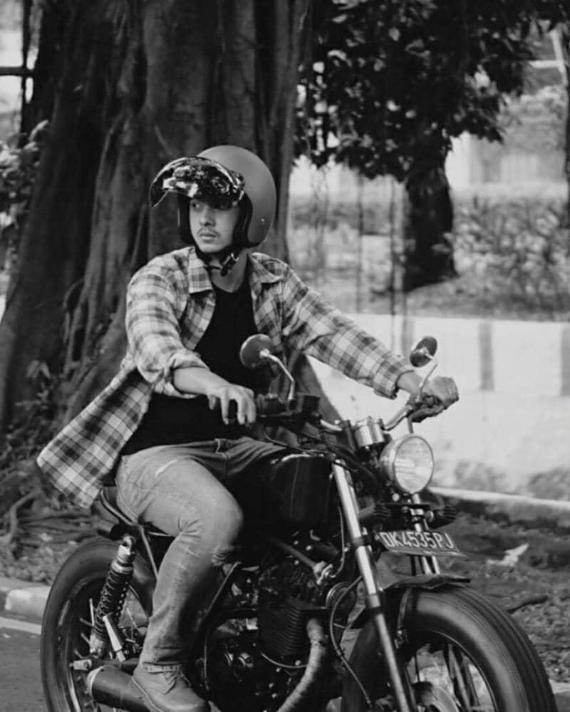 Instagram.com/arya.saloka