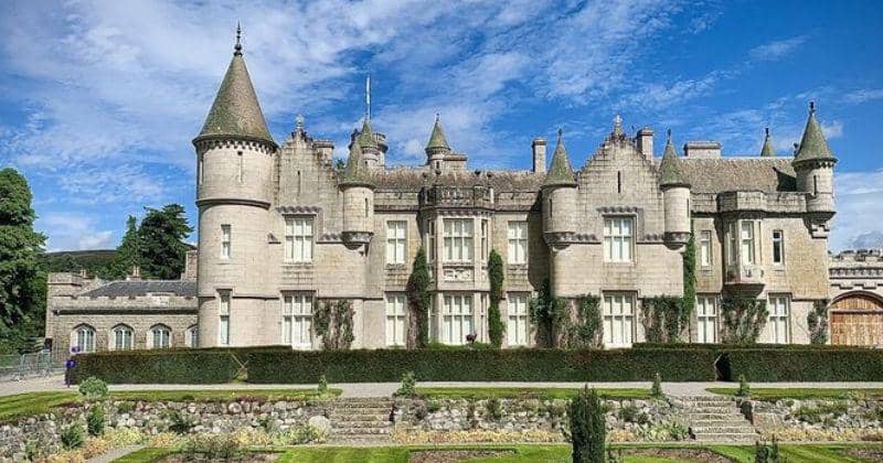 Twitter.com/Balmoral_Castle