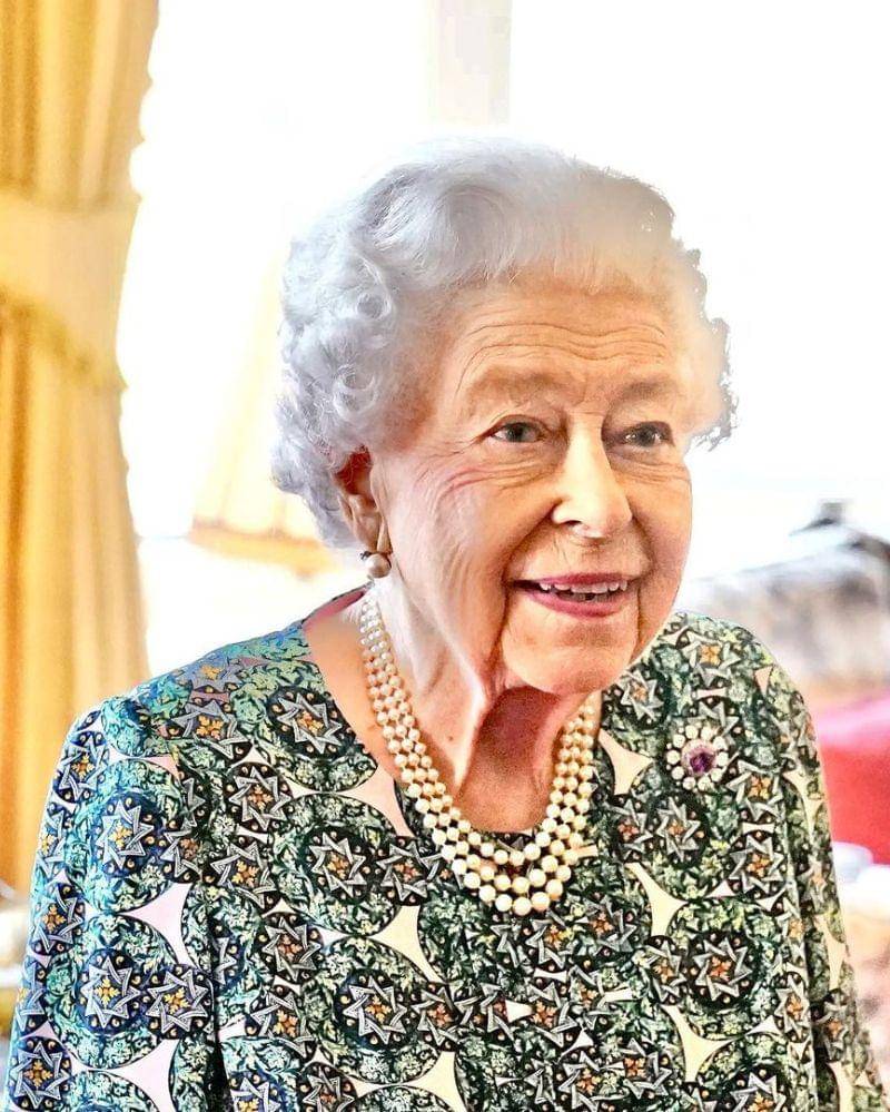 Instagram.com/monarchy_society