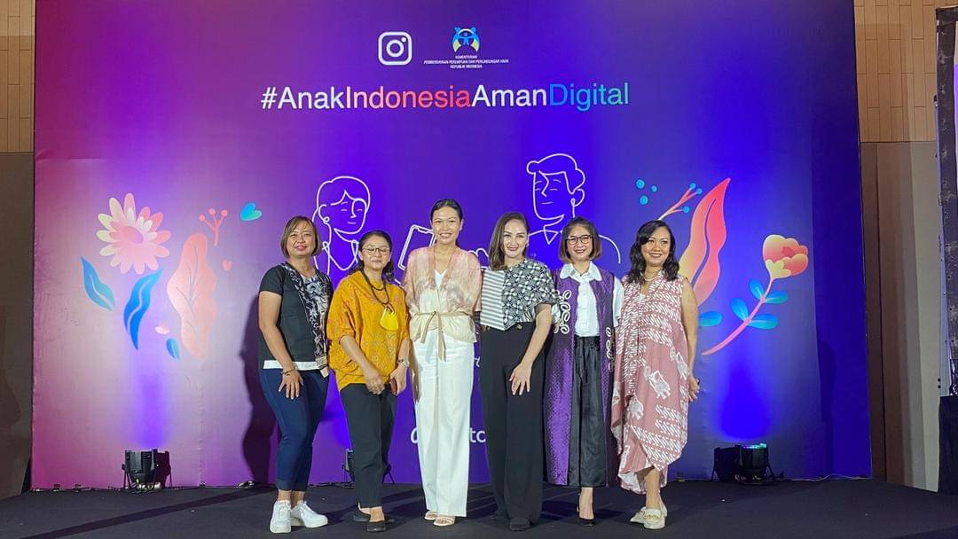 Popmama.com/Novy Agrina