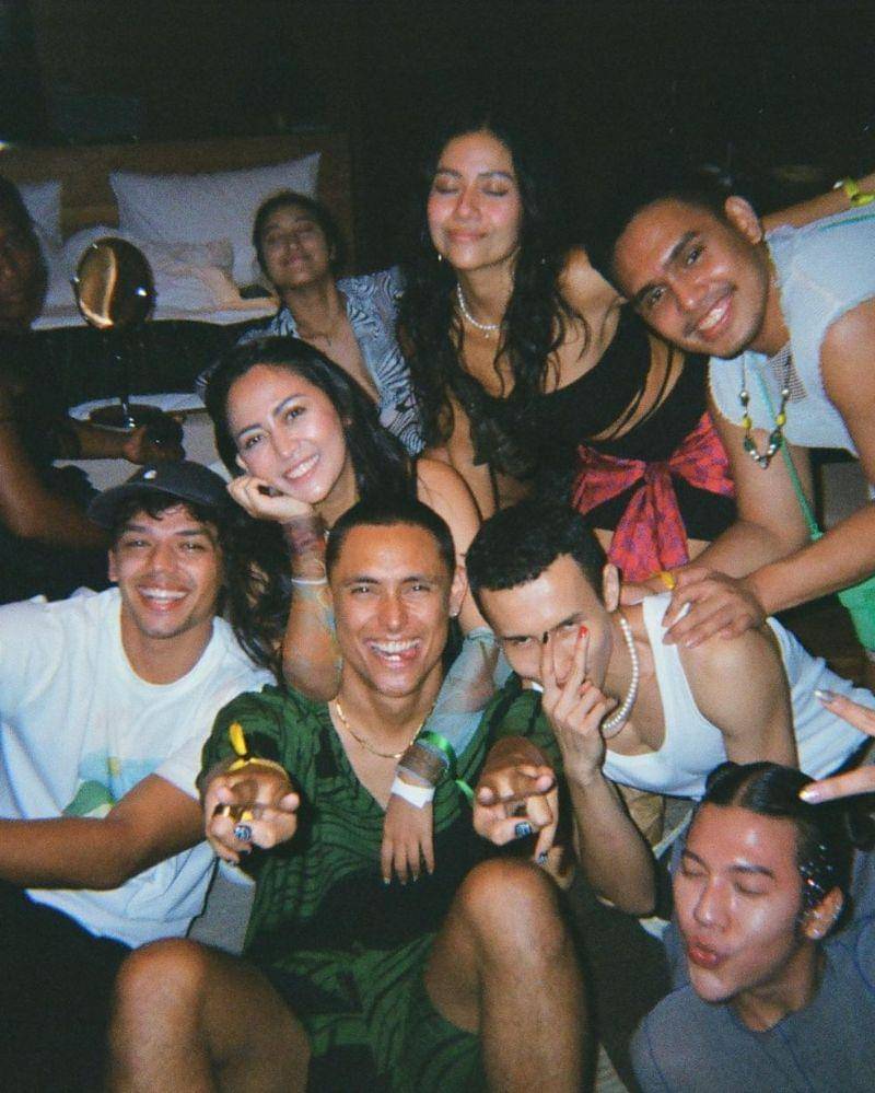 Instagram.com/ravenanalog