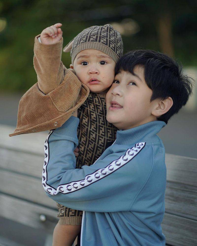 Instagram.com/@raffinagita1717