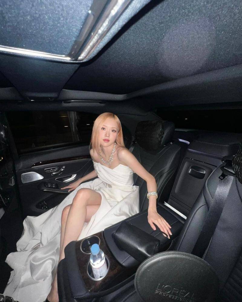 Instagram.com/roses_are_rosie