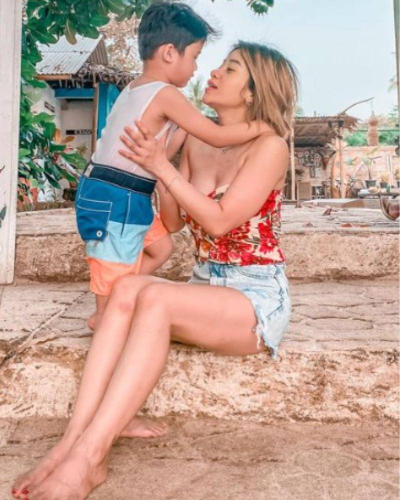 Instagram.com/farida.nurhan