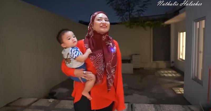 Youtube.com/NATHALIE HOLSCHER