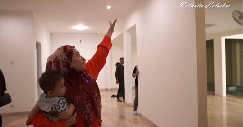 Youtube.com/NATHALIE HOLSCHER