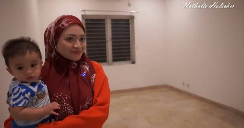 Youtube.com/NATHALIE HOLSCHER