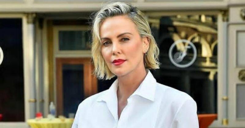 Instagram.com/_charlize.theron_