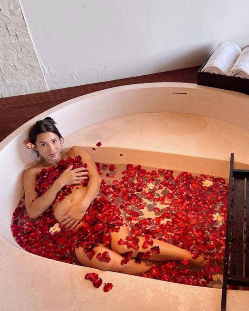 Instagram/Jenniferbachdim