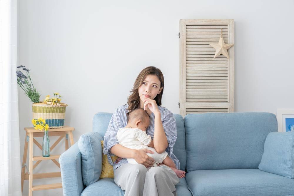 Ilustrasi memikirkan goals yang ingin dicapai Mama (Shutterstock/polkadot_photo) 