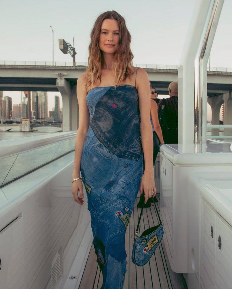 Instagram.com/aaronidelson