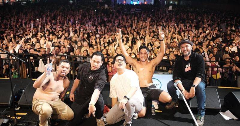 Instagram.com/alexatheband