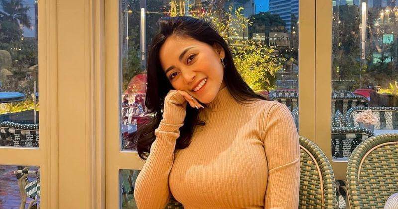 Instagram.com/rachelvennya