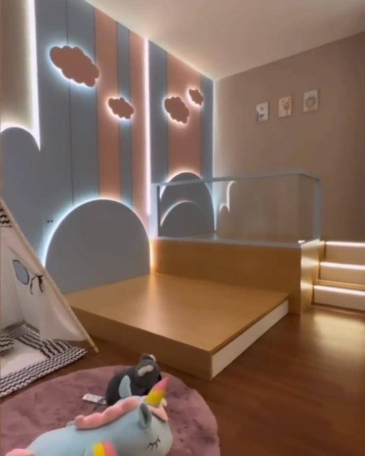 Instagram.com/zaskia_gotix