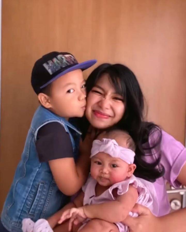 Instagram.com/wandhadwiutari