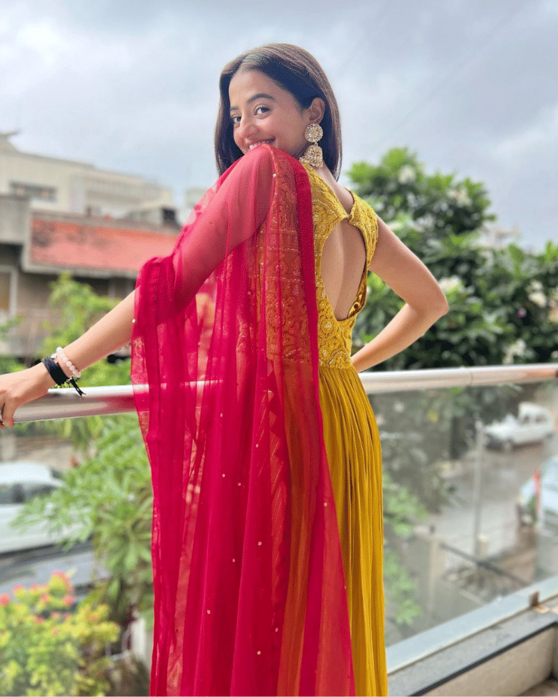 Instagram.com/hellyshahofficial