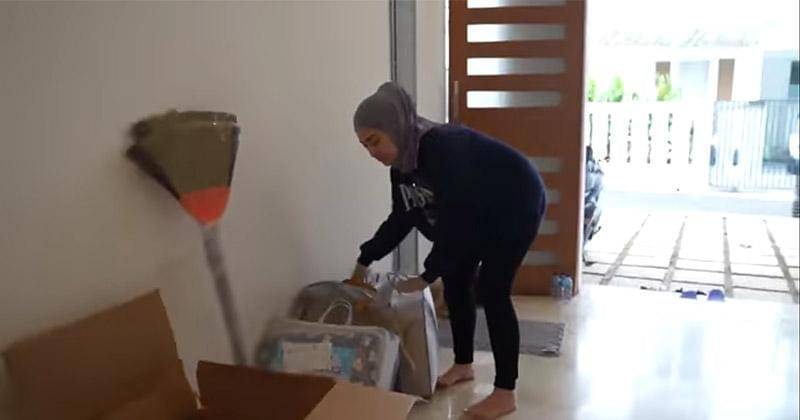 YouTube.com/NATHALIE HOLSCHER