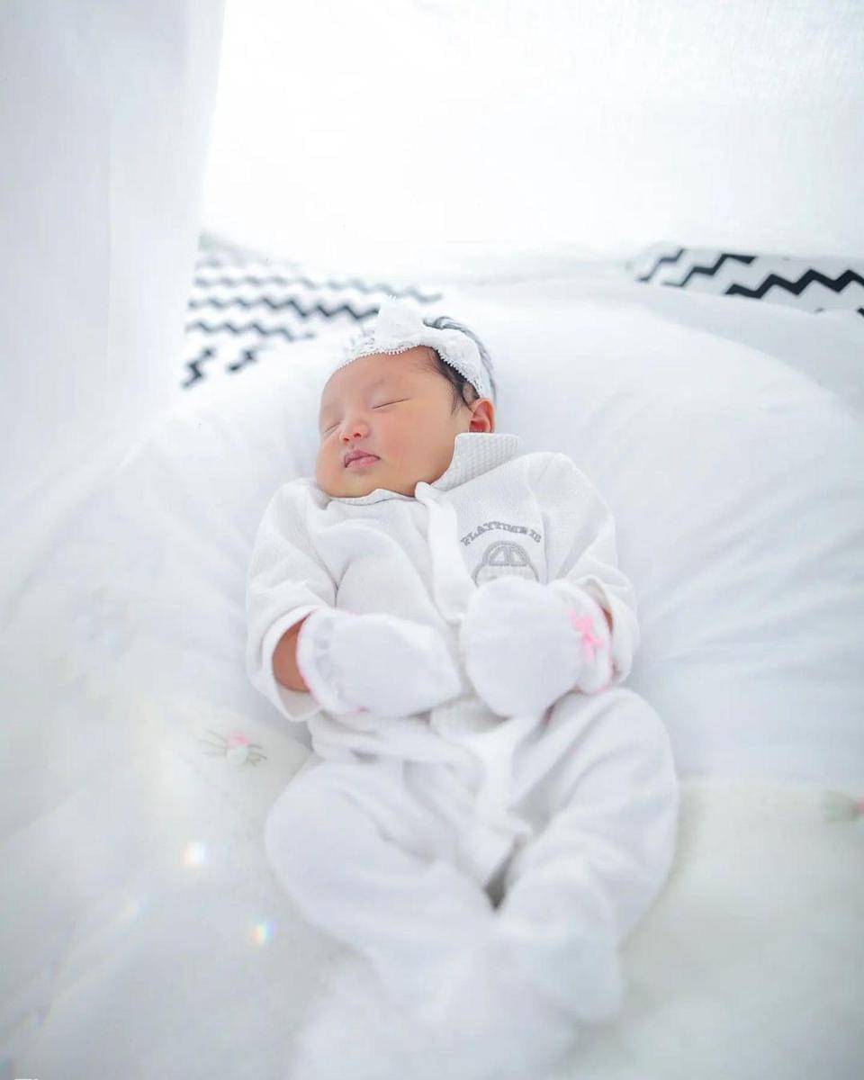 Instagram.com/zaskia_gotix