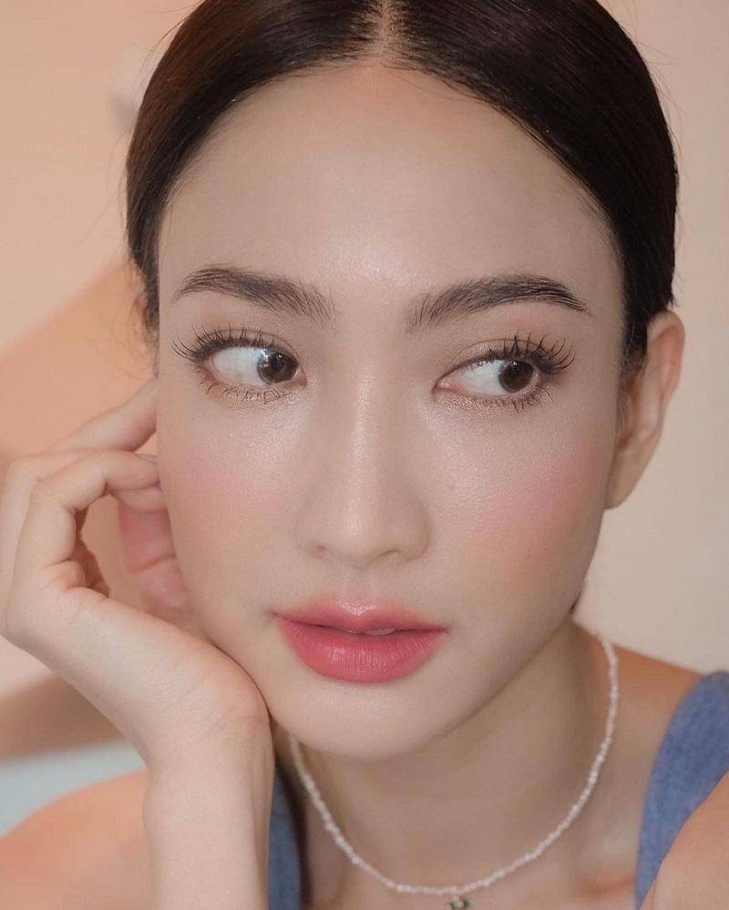 instagram.com/taewaew_natapohn