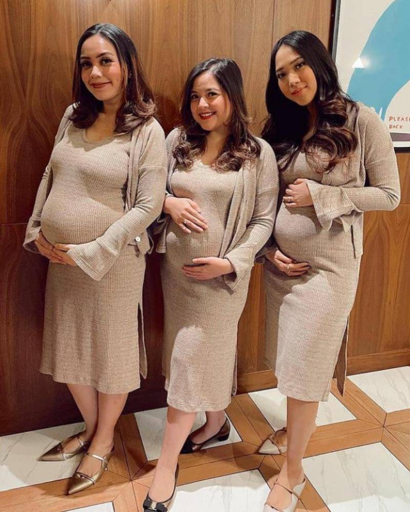 Instagram.com/rebeccaasay