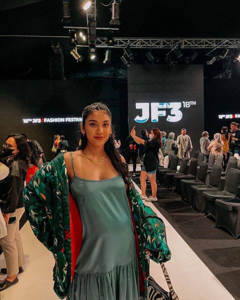 Instagram.com/@cantitachril