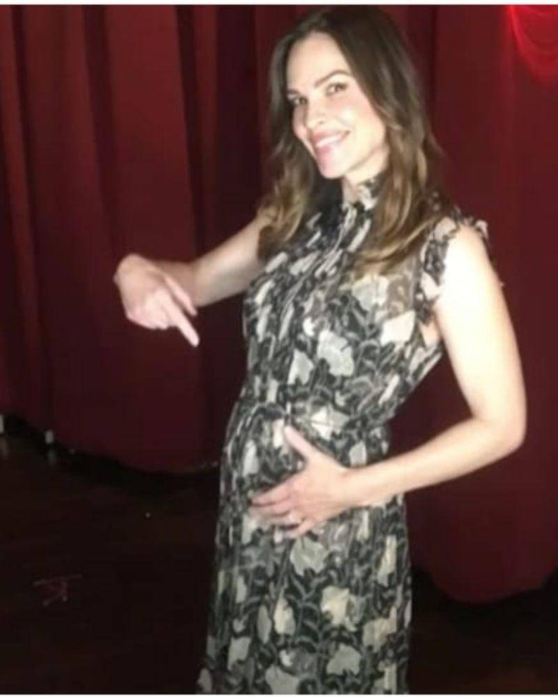 Instagram.com/@hilaryswank