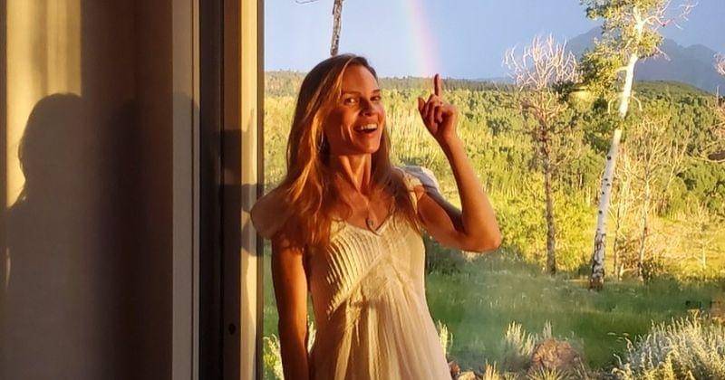 Instagram.com/@hilaryswank