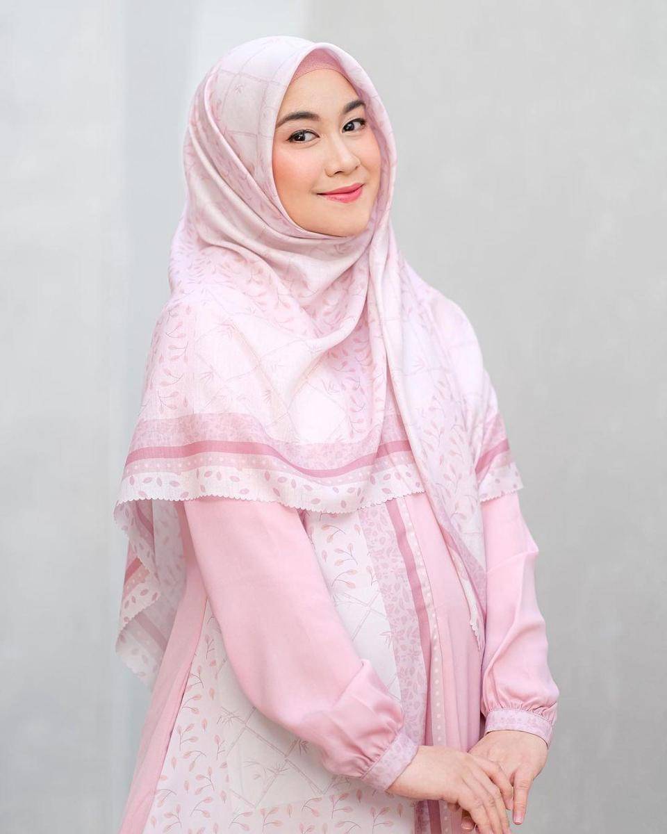 Instagram.com/anisarahma_12