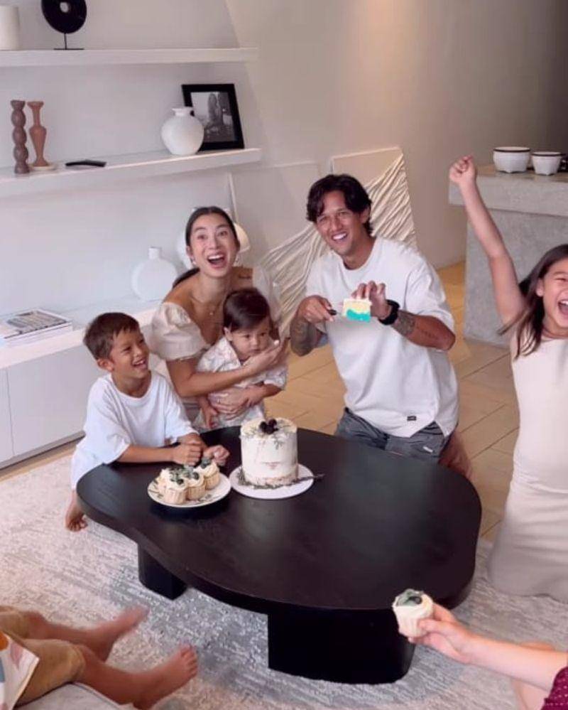 Instagram.com/@jenniferbachdim